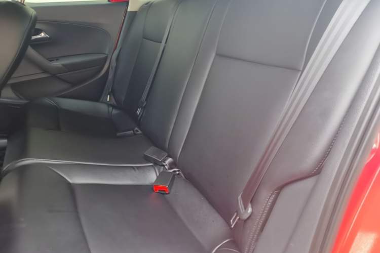 Used Volkswagen Polo 2016 1.6L Automatic Comfort Model Left Rear Seat
