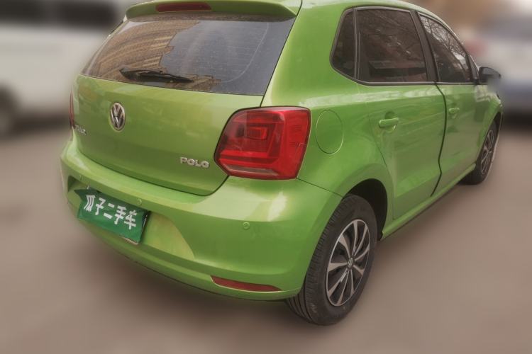 Used Volkswagen Polo 2016 1.4L Manual Fashion Model Rear Right 45 Deg