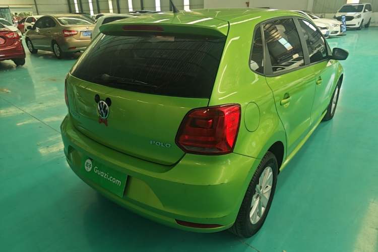 Used Volkswagen Polo 2016 1.4L Automatic Trendy Model Rear Right 45 Deg