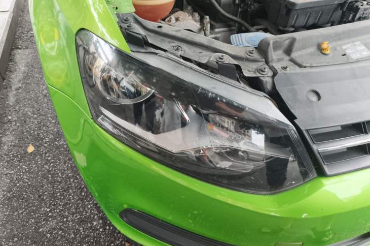 Used Volkswagen Polo 2016 1.4L Automatic Trendy Model Right Front Headlight