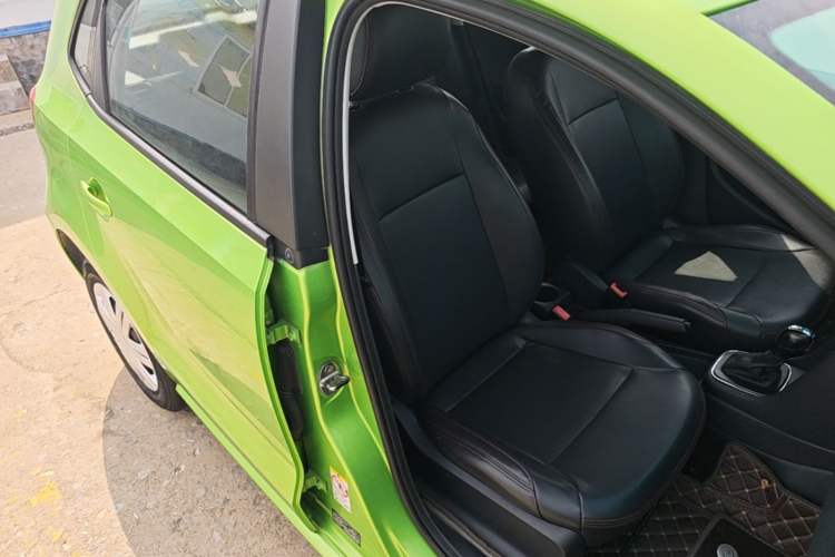 Used Volkswagen Polo 2016 1.4L Automatic Trendy Model Right Front Seat