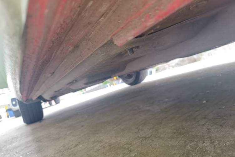 Used Volkswagen Polo 2016 1.6L Automatic Comfort Model Right Side Sill