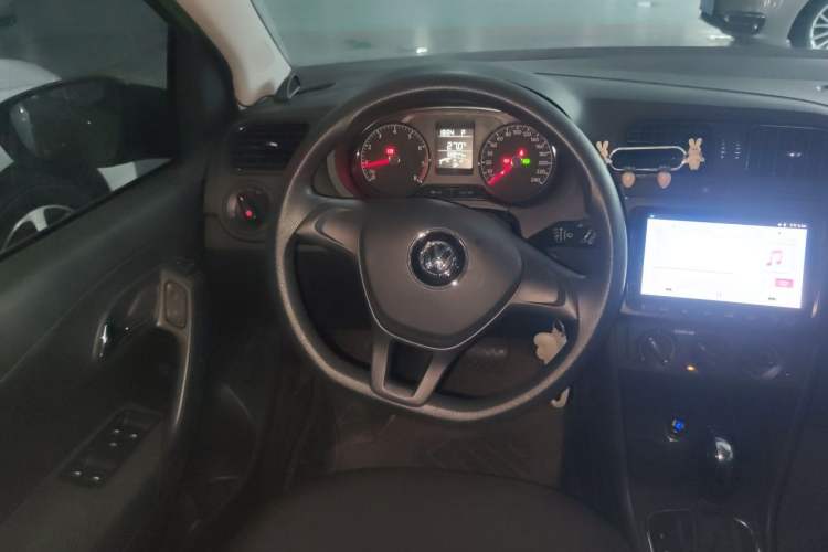 Used Volkswagen Polo 2016 1.4L Automatic Trendy Model Steering Wheel