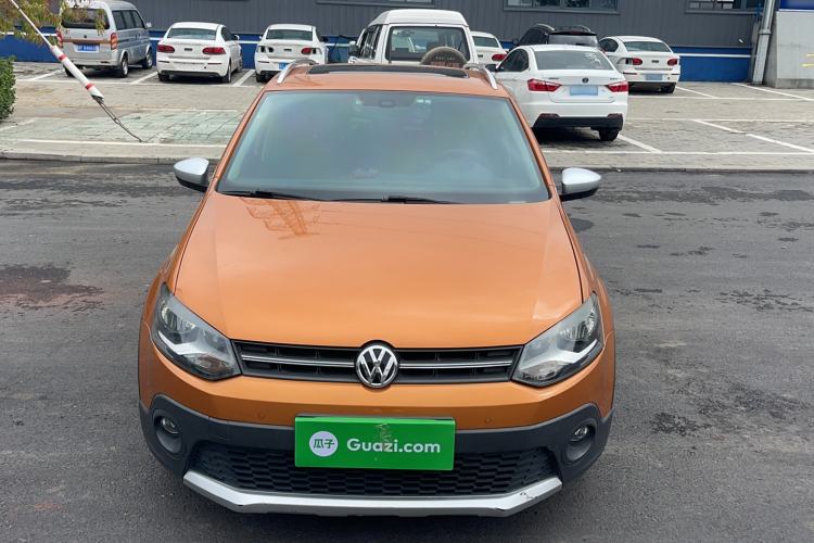 Used Volkswagen Polo 2016 1.6L Cross Polo Automatic Exterior 1