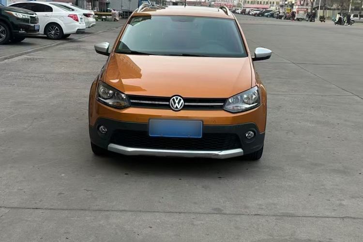 Used Volkswagen Polo 2016 1.6L Cross Polo Automatic Exterior 1