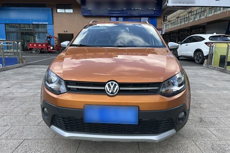 Used Volkswagen Polo 2016 1.6L Cross Polo Automatic Exterior 1