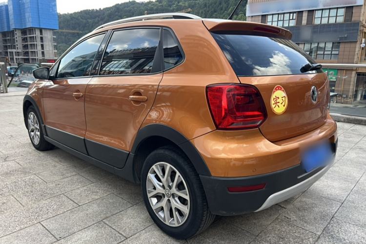 Used Volkswagen Polo 2016 1.6L Cross Polo Automatic Exterior 3