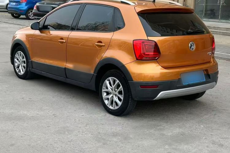 Used Volkswagen Polo 2016 1.6L Cross Polo Automatic Exterior 4