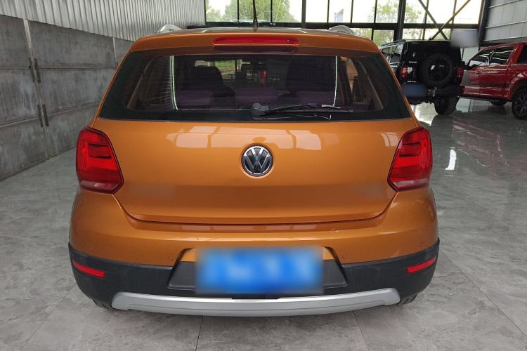 Used Volkswagen Polo 2016 1.6L Cross Polo Automatic Exterior 4