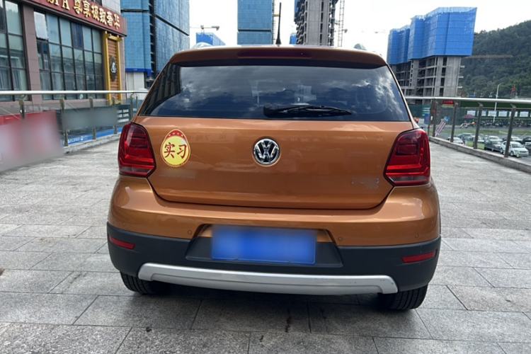 Used Volkswagen Polo 2016 1.6L Cross Polo Automatic Exterior 4