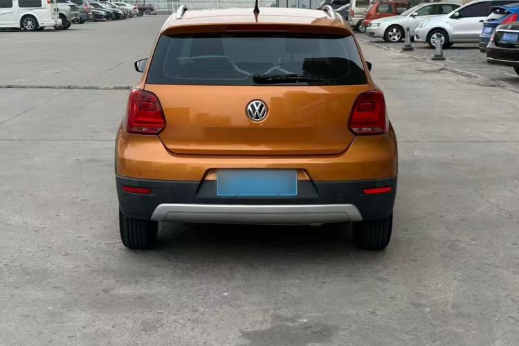 Used Volkswagen Polo 2016 1.6L Cross Polo Automatic Exterior 5