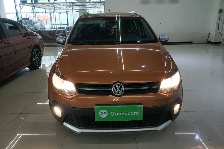Used Volkswagen Polo 2016 1.6L Cross Polo Automatic Front