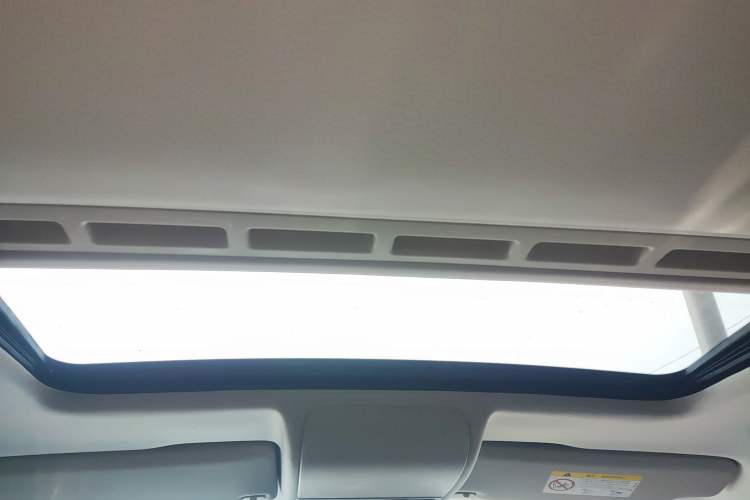 Used Volkswagen Polo 2016 1.6L Cross Polo Automatic Headliner
