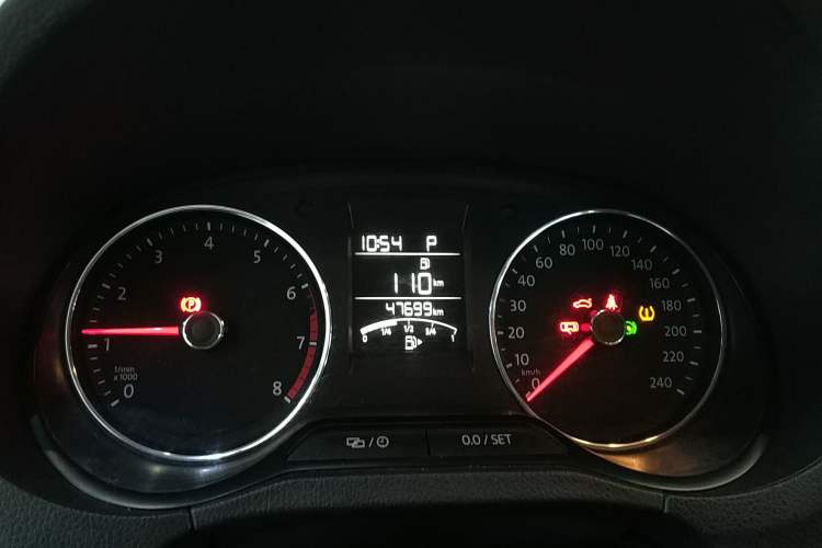 Used Volkswagen Polo 2016 1.6L Cross Polo Automatic Instrument Cluster
