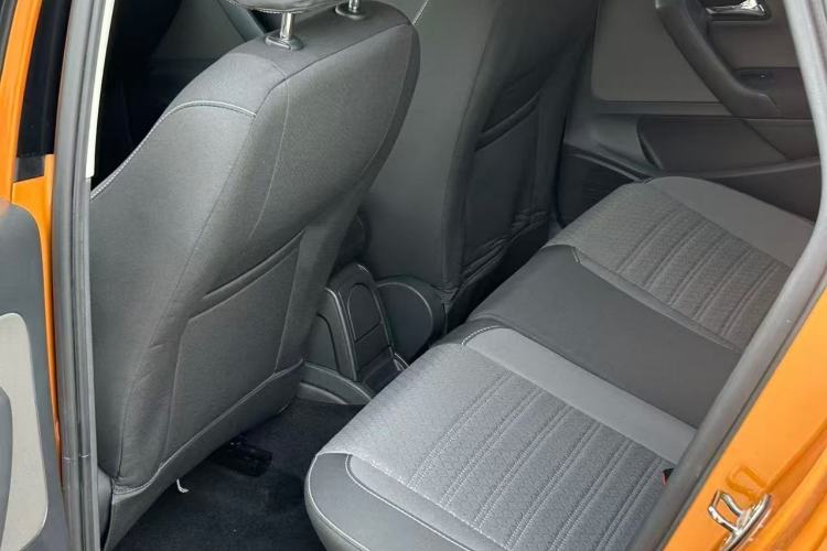 Used Volkswagen Polo 2016 1.6L Cross Polo Automatic Interior 4
