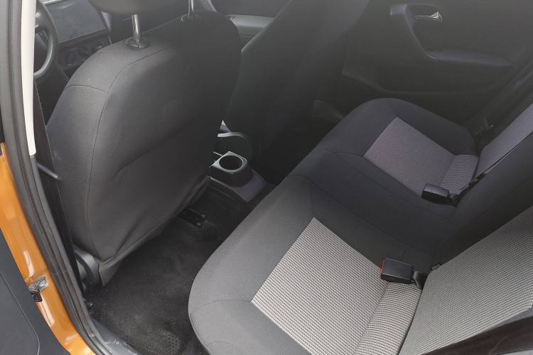 Used Volkswagen Polo 2016 1.4L Cross Polo Automatic Interior 6