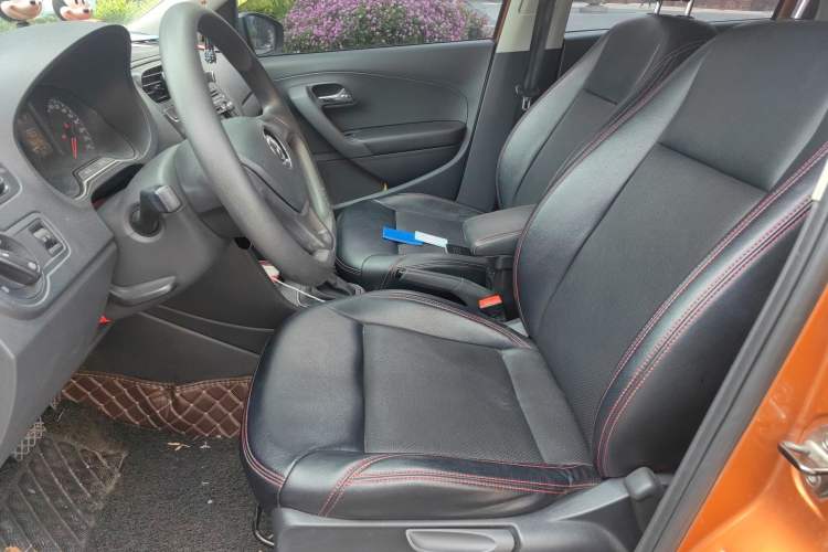 Used Volkswagen Polo 2016 1.4L Cross Polo Automatic Left Front Seat