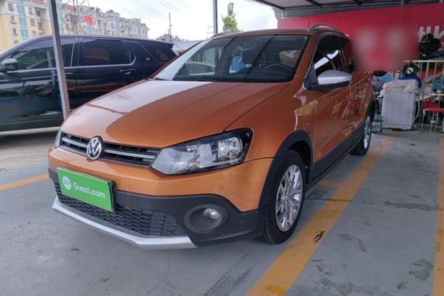 Używany Volkswagen Polo 2016 1.6L Cross Polo Automatic