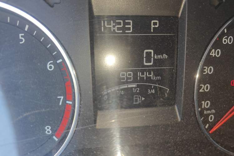 Used Volkswagen Polo 2016 1.6L Cross Polo Automatic Odometer Close Up