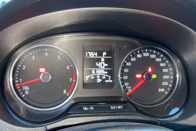 Used Volkswagen Polo 2016 1.6L Cross Polo Automatic Odometer Close Up