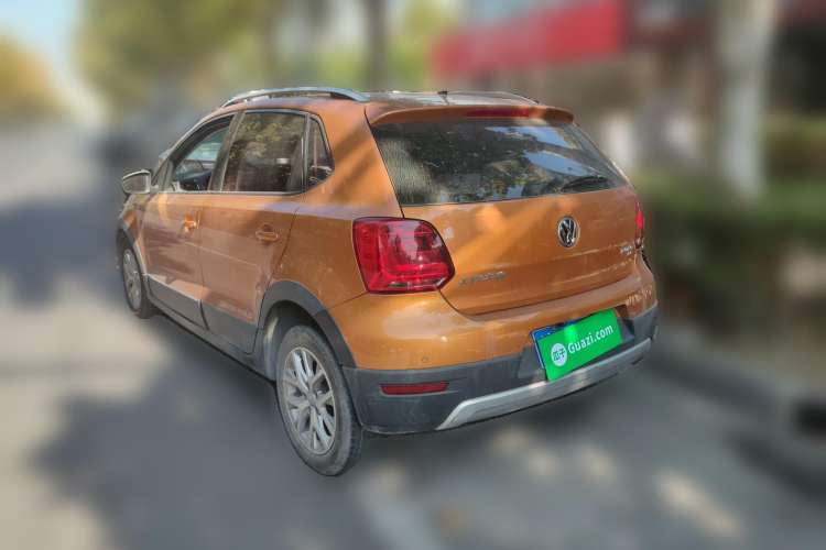 Used Volkswagen Polo 2016 1.6L Cross Polo Automatic Rear Left 45 Deg