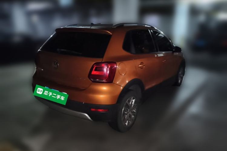 Used Volkswagen Polo 2016 1.6L Cross Polo Automatic Rear Right 45 Deg