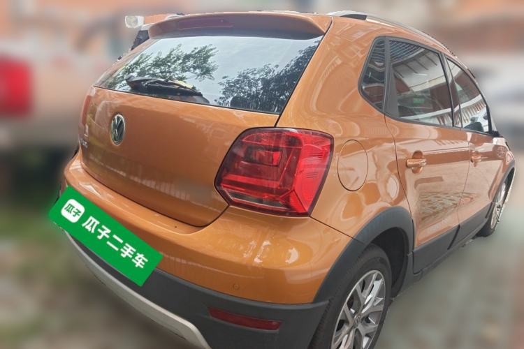 Used Volkswagen Polo 2016 1.6L Cross Polo Automatic Rear Right 45 Deg