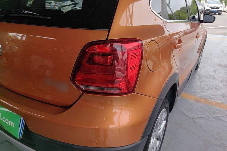 Used Volkswagen Polo 2016 1.6L Cross Polo Automatic Right Rear Taillight