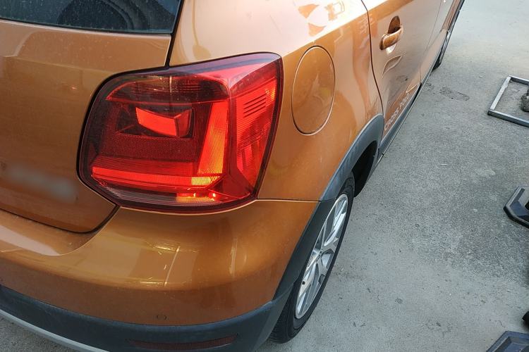 Used Volkswagen Polo 2016 1.6L Cross Polo Automatic Right Rear Taillight