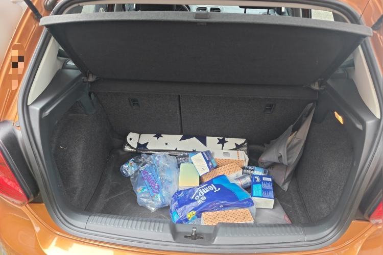 Used Volkswagen Polo 2016 1.6L Cross Polo Automatic Trunk