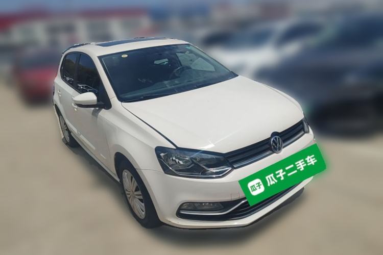 Used Volkswagen Polo 2016 1.6L Automatic Comfort Model Front Right 45 Deg
