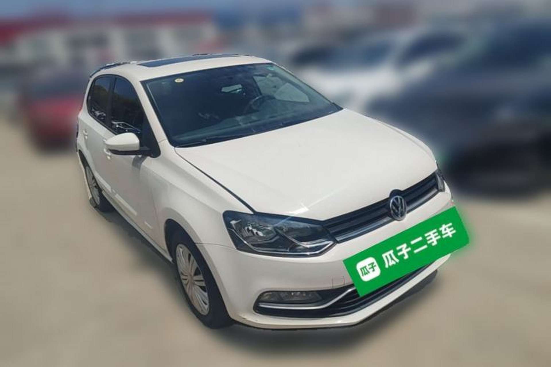 Used Volkswagen Polo 2016 1.6L Automatic Comfort Model Front Right 45 Deg
