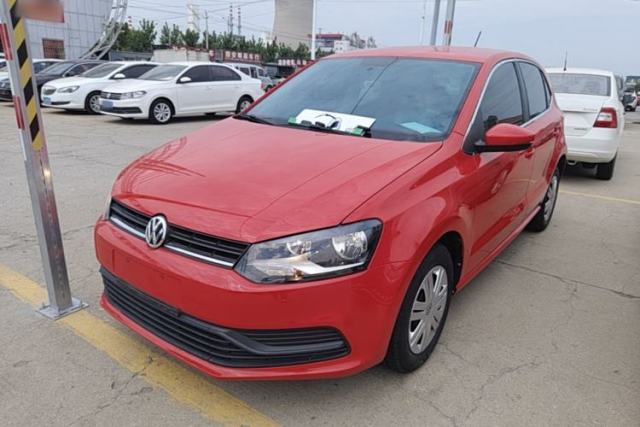 Ojetý Volkswagen Polo 2016 1.4L Automatic Trendy Model