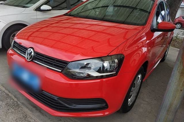 Volkswagen Polo 2016 1.4L Automatic Trendy Model usata