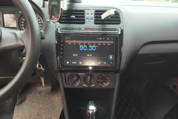 Used Volkswagen Polo 2016 1.4L Automatic Trendy Model Audio And AC Panel