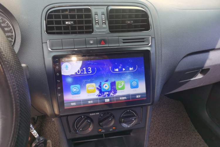 Used Volkswagen Polo 2016 1.4L Automatic Trendy Model Audio And AC Panel