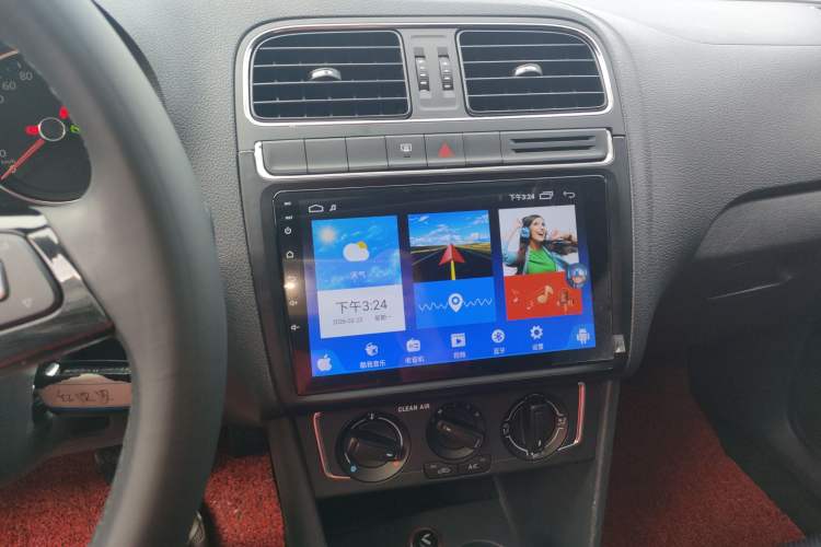 Used Volkswagen Polo 2016 1.6L Automatic Comfort Model Audio And AC Panel