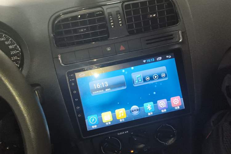 Used Volkswagen Polo 2016 1.4L Automatic Trendy Model Audio And AC Panel