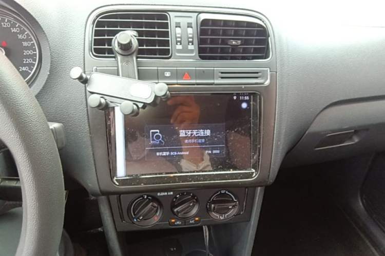 Used Volkswagen Polo 2016 1.4L Automatic Trendy Model Audio And AC Panel