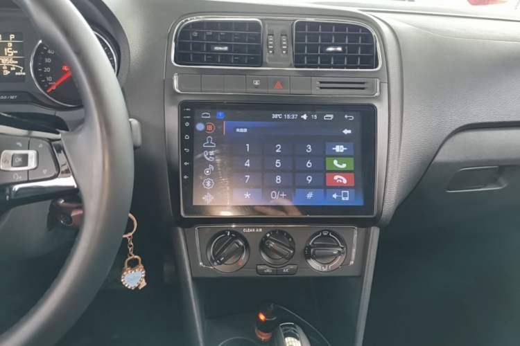 Used Volkswagen Polo 2016 1.6L Automatic Comfort Model Audio And AC Panel