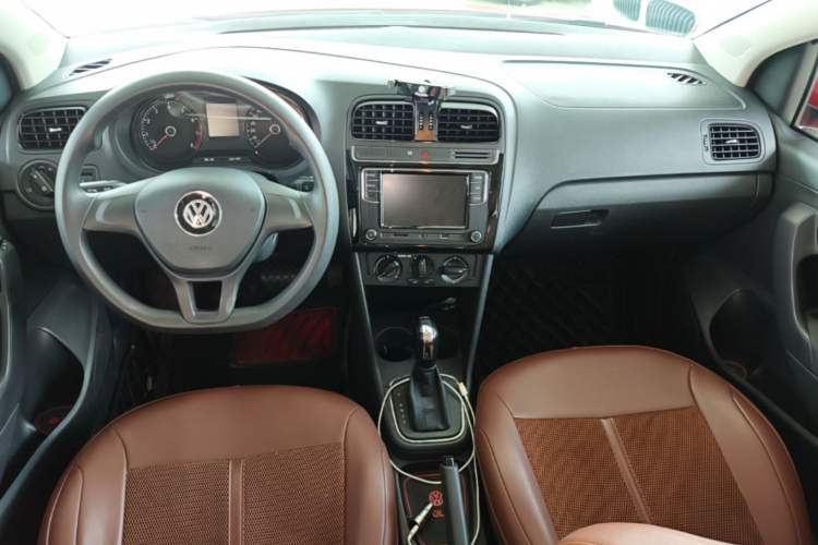 Used Volkswagen Polo 2016 1.4L Automatic Trendy Model Center Console
