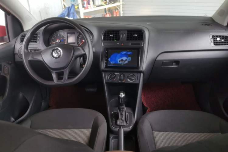 Used Volkswagen Polo 2016 1.4L Automatic Trendy Model Center Console