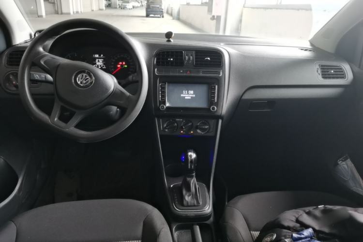 Used Volkswagen Polo 2016 1.4L Automatic Trendy Model Center Console