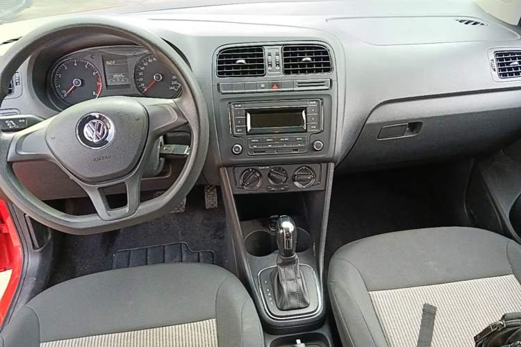 Used Volkswagen Polo 2016 1.4L Automatic Trendy Model Center Console