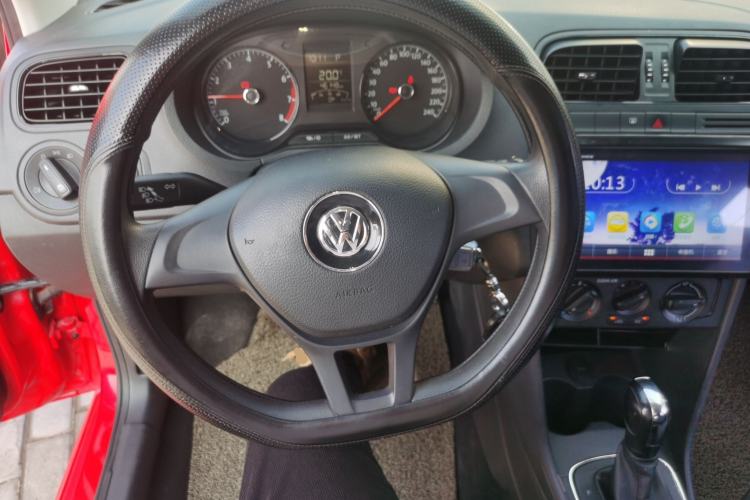 Used Volkswagen Polo 2016 1.4L Automatic Trendy Model Center Console