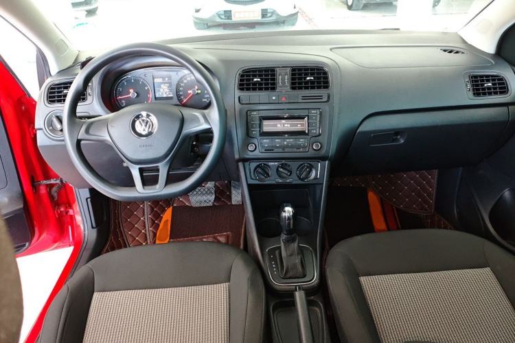 Used Volkswagen Polo 2016 1.4L Automatic Trendy Model Center Console