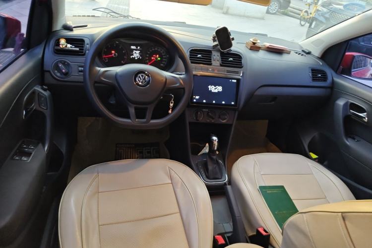Used Volkswagen Polo 2016 1.4L Automatic Trendy Model Center Console