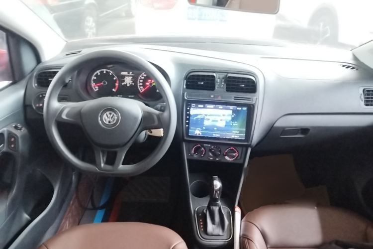 Used Volkswagen Polo 2016 1.4L Automatic Trendy Model Center Console