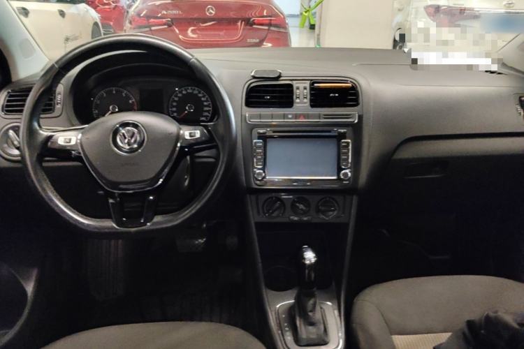 Used Volkswagen Polo 2016 1.4L Automatic Trendy Model Center Console