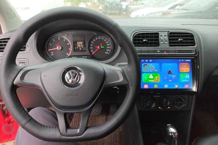 Used Volkswagen Polo 2016 1.4L Automatic Trendy Model Center Console